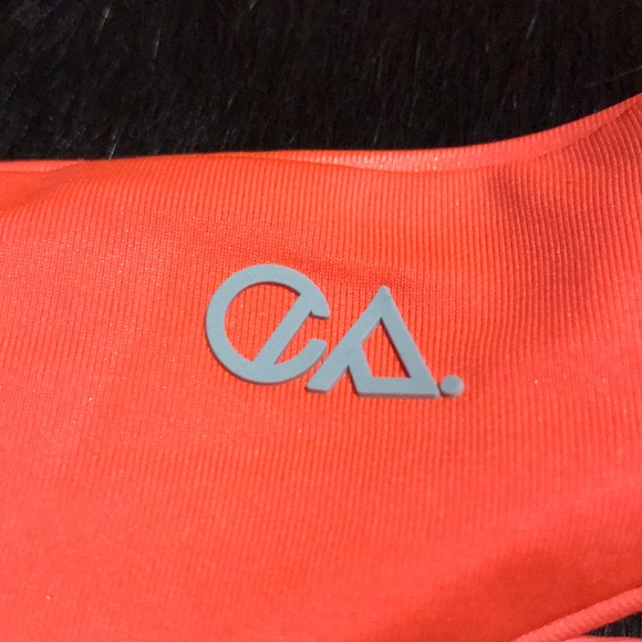 Bikini - Picture 5 of 8